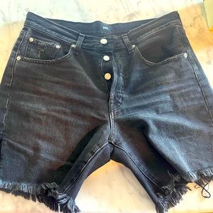 Edwin Cai Shorts Black